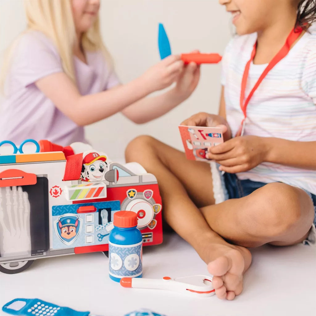 Melissa & Doug Mancs Őrjárat, Marshall mentőautója